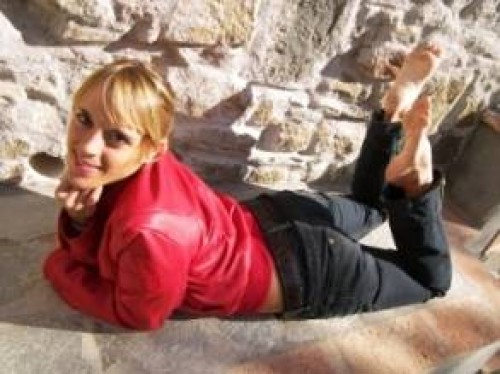 Chiaretta  Genova , Liguria, la modella Chiaretta  per incontri e chat Genova online. Foto, videochat, gallery e status online