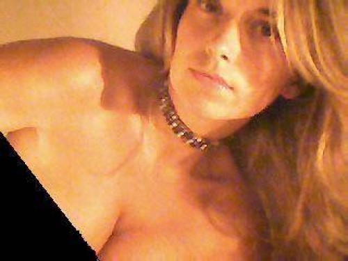 Cindy  Roma , Lazio, la modella Cindy  per incontri e chat Roma online. Foto, videochat, gallery e status online