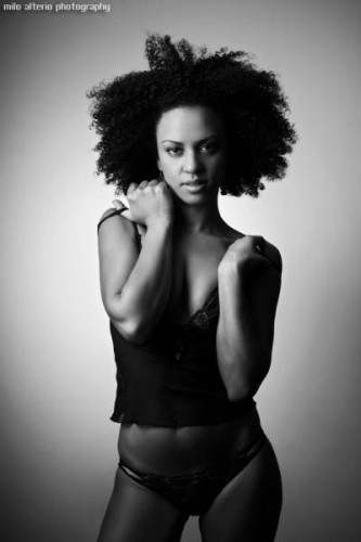 Femily  Napoli , Campania, la modella Femily  per incontri e chat Napoli online. Foto, videochat, gallery e status online