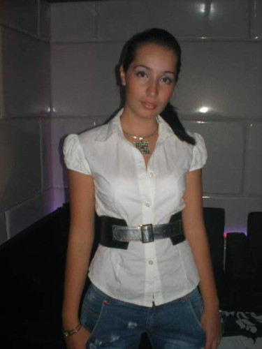 Elliane  Verona , Veneto, la modella Elliane  per incontri e chat Verona online. Foto, videochat, gallery e status online