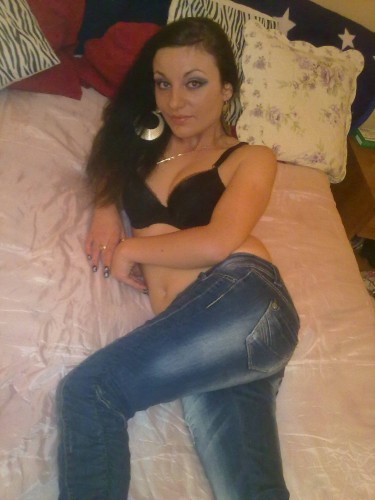 Blackangel88  Savona , Liguria, la modella Blackangel88  per incontri e chat Savona online. Foto, videochat, gallery e status online