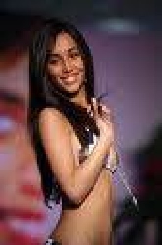 Felix  Roma , Lazio, la modella Felix  per incontri e chat Roma online. Foto, videochat, gallery e status online