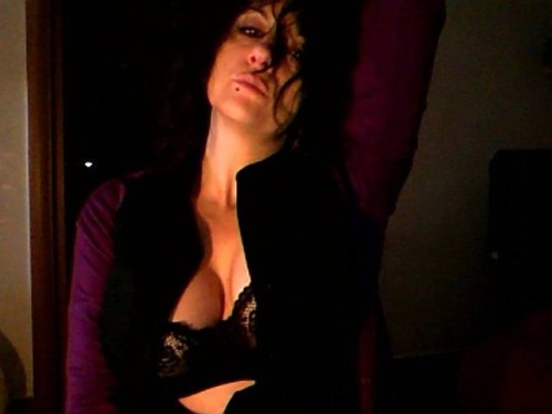 Ampolla   , , la modella Ampolla  per incontri e chat  online. Foto, videochat, gallery e status online