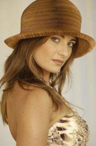 AngelaCroft   , , la modella AngelaCroft  per incontri e chat  online. Foto, videochat, gallery e status online