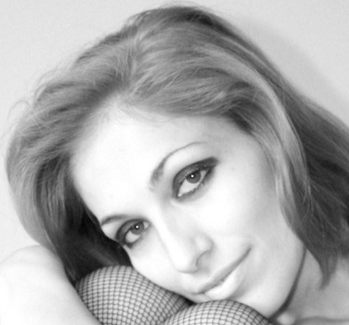 Gatta1984   , , la modella Gatta1984  per incontri e chat  online. Foto, videochat, gallery e status online