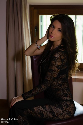 Robertahostess  Verona , Veneto, la modella Robertahostess  per incontri e chat Verona online. Foto, videochat, gallery e status online