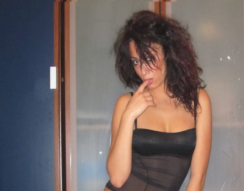 Moanavoglia  Roma , Lazio, la modella Moanavoglia  per incontri e chat Roma online. Foto, videochat, gallery e status online